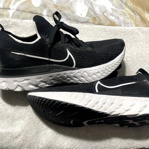 Nike react like new worn 1x